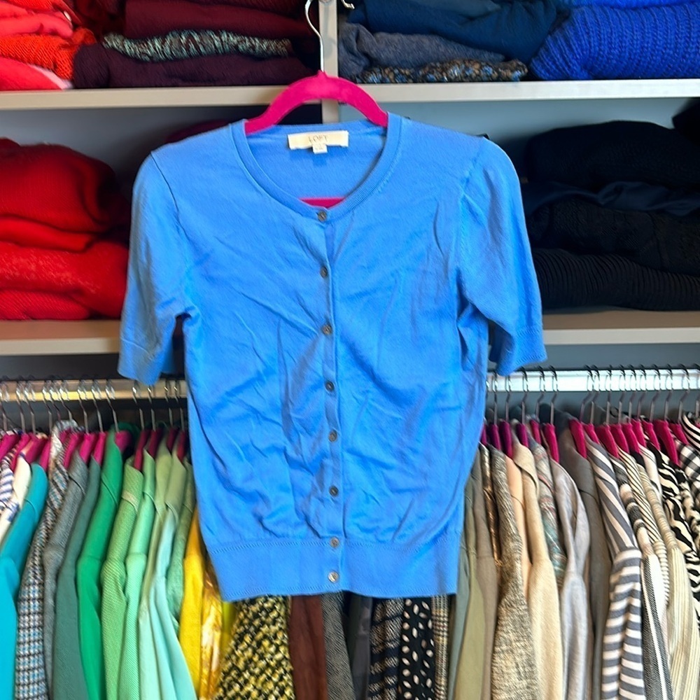Loft blue short sleeve front button cardigan size XS